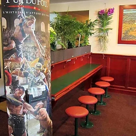 南特堡茹宫快捷酒店 南特